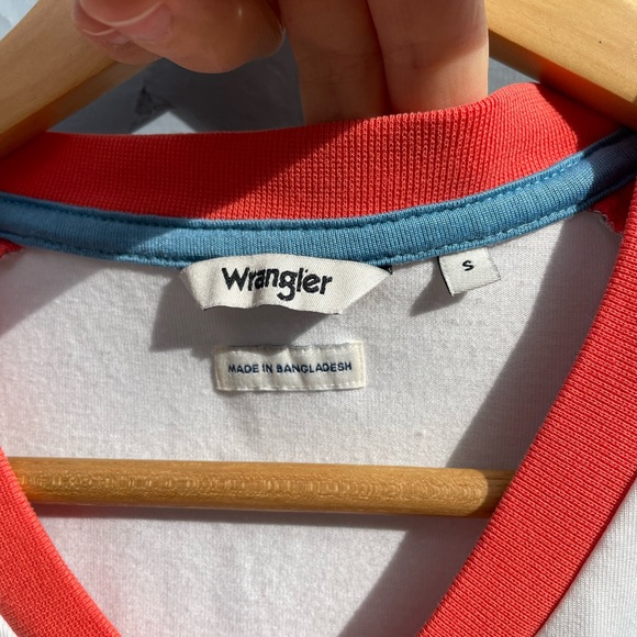 Wrangler Vintage Style V neck tee, size S - Picture 5 of 6
